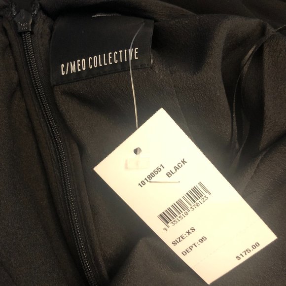 C/MEO Collective Black Ruffle Romper Playsuit - Picture 15 of 15